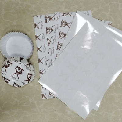 110gsm foodgrade & high temperature resistance white/brown PET coated paper with printed windmills for making baking cups